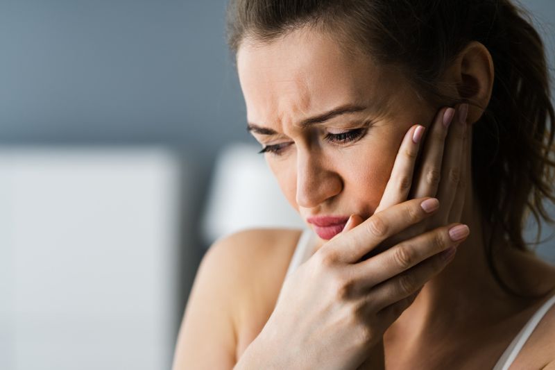 How to Stop Tooth Pain Fast in Wetherill Park: What Actually Works