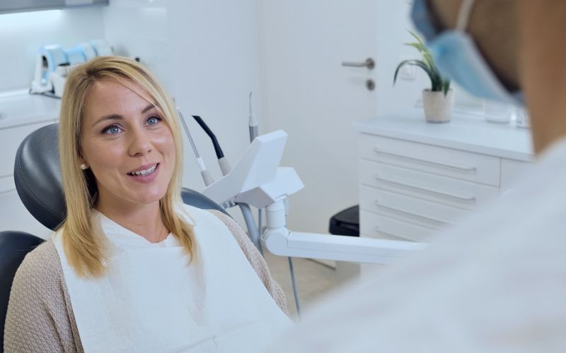 What Can a Cosmetic Dentist in Wetherill Park Help With?